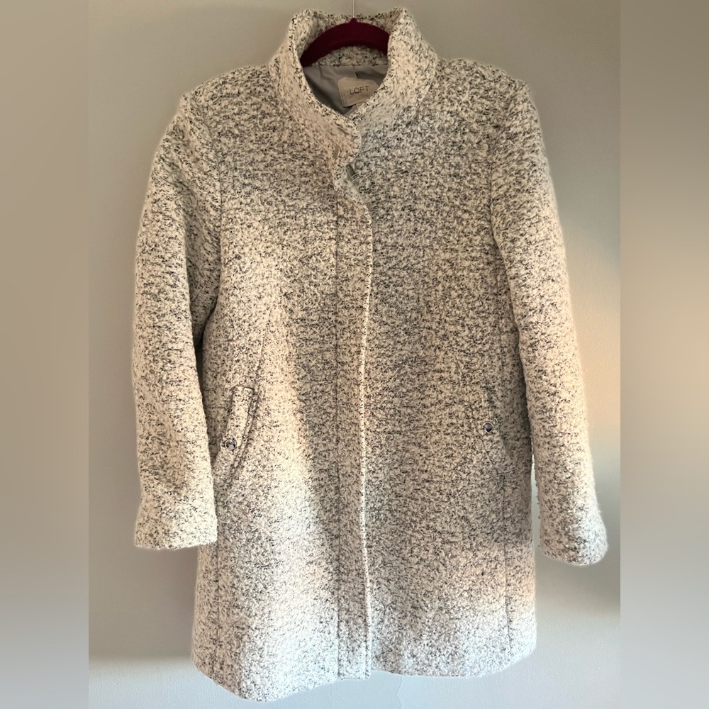 Woman’s coat | Loft | medium